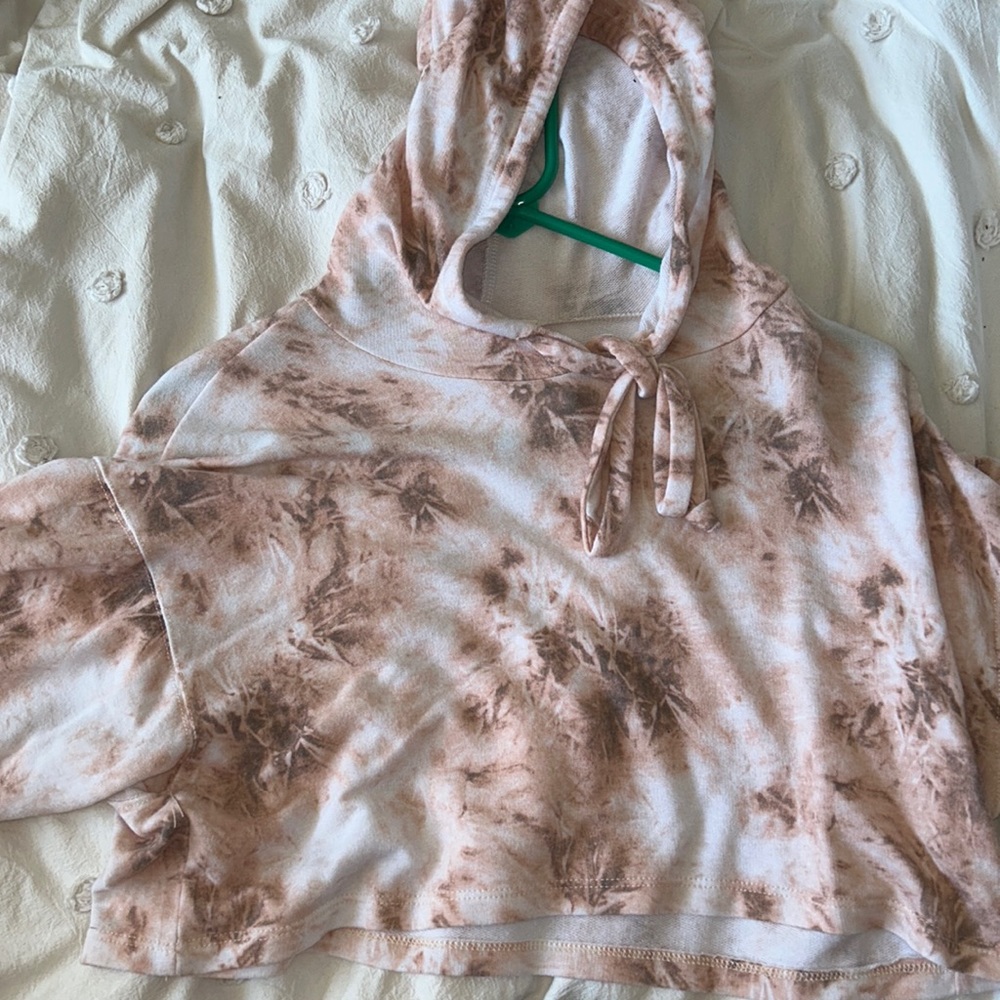 Pink tie-dye cropped hoodie